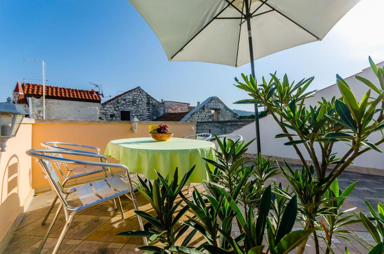 Apartments Old Town Trogir Eksteriør billede